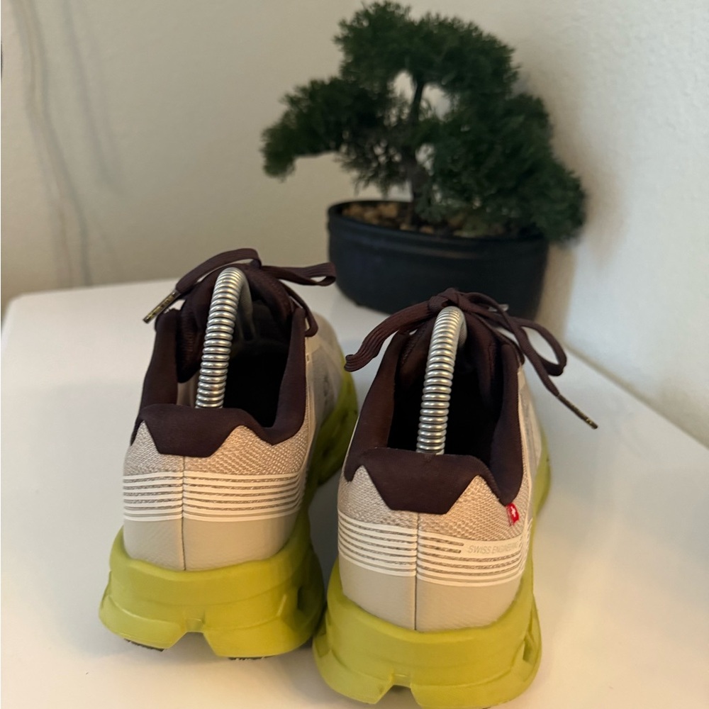 On Running cloudsurfer  2 road women Sneakers in Beige and Lime - Picture 6 of 12